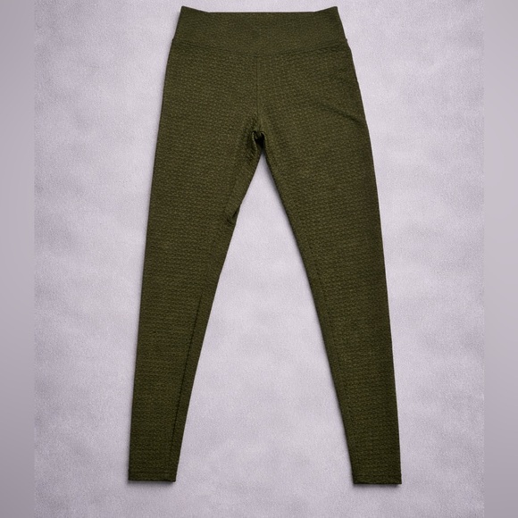 Pants - Women’s Olive Green Textured Workout Leggings Size Large